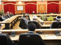 نشست مشترک جمعی از اساتید حوزه و دانشگاه به مناسبت سالروز وحدت حوزه و دانشگاه 